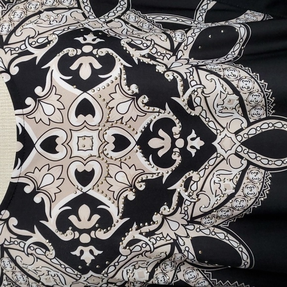 Cleo mature woman's top,‎ wing sleeves,  a little bling. Size XL. Great u… - Picture 2 of 14